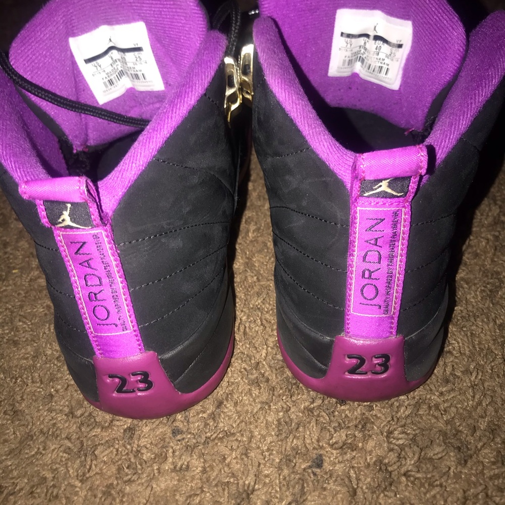 Jordan 12 Retro Hyper Violet - Picture 3 of 7